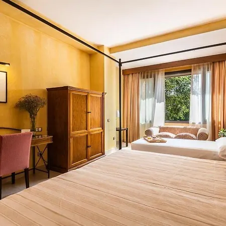 Intelier Airen Hotel 4*